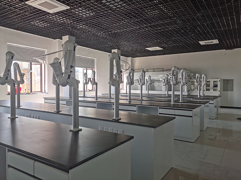 实验台在安装时应该注意些什么?